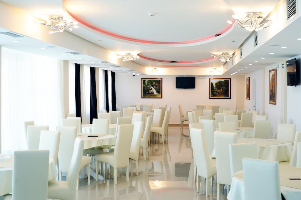 Garni Hotel Crystal Ice Ni Εξωτερικό φωτογραφία